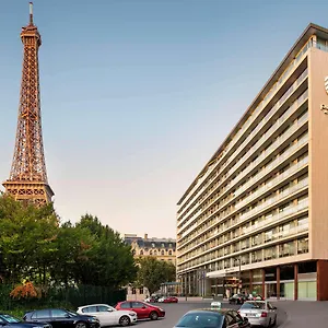 4* Hotell Pullman Tour Eiffel